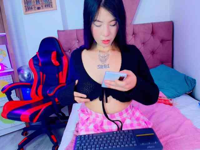 AlannaSweett Live Webcam on BongaCams