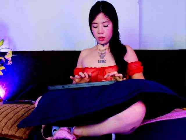 AlannaSweett webcam