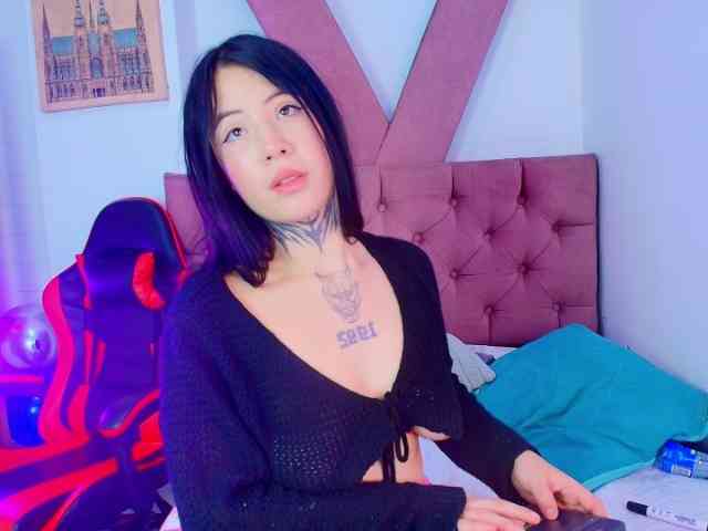 AlannaSweett webcam