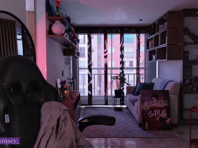 SaraaDesire live cam on BongaCams