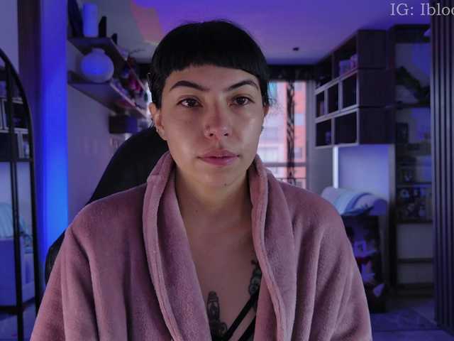 SaraaDesire live cam on BongaCams