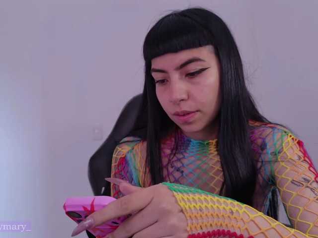 SaraaDesire, en directo ahora en BongaCams