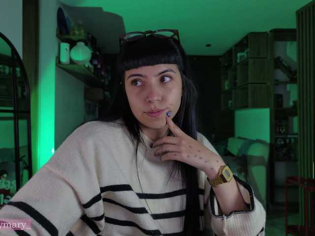 SaraaDesire live cam on BongaCams