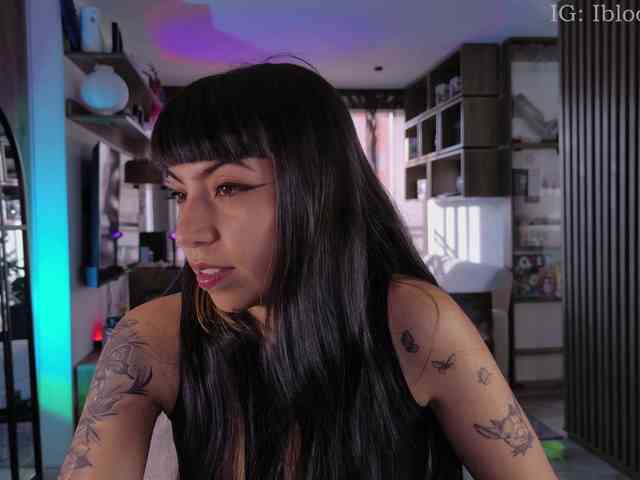 Modella: SaraaDesire