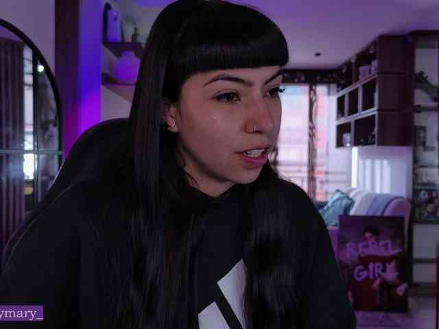 SaraaDesire webcam