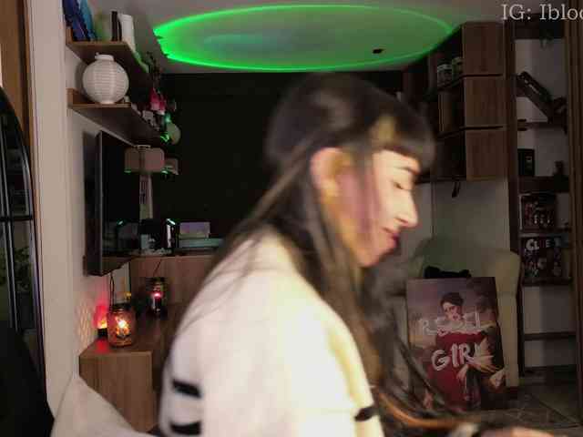 Modella: SaraaDesire