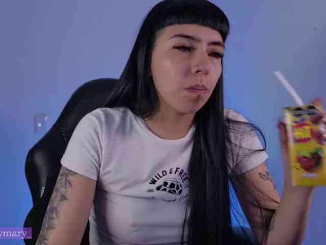 Modella: SaraaDesire