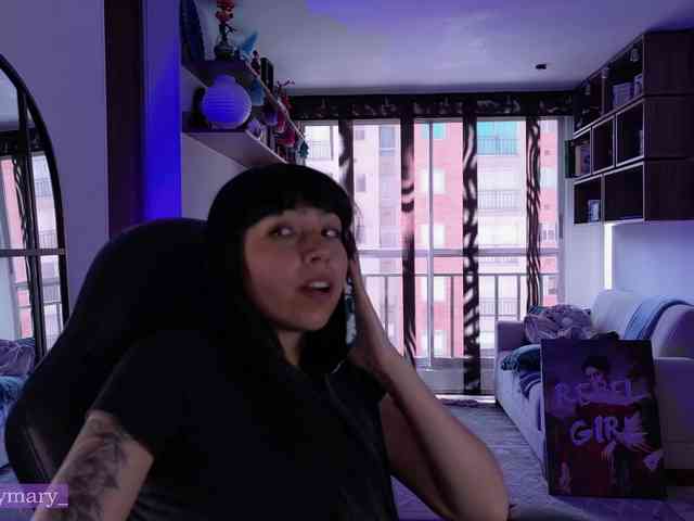 Modella: SaraaDesire