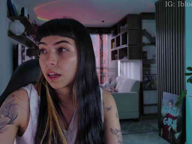 Modella: SaraaDesire