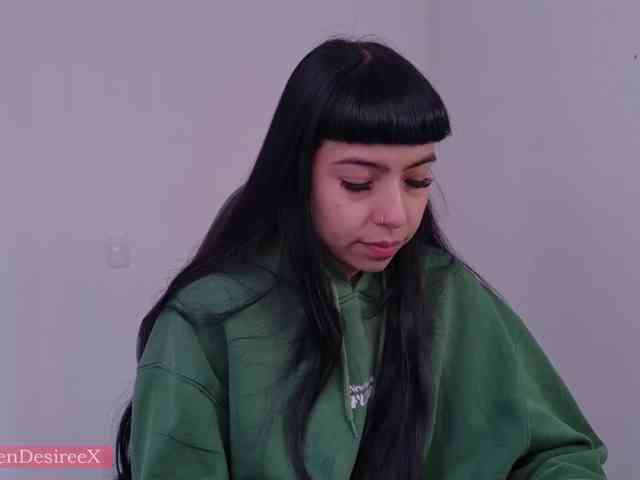 Modella: SaraaDesire