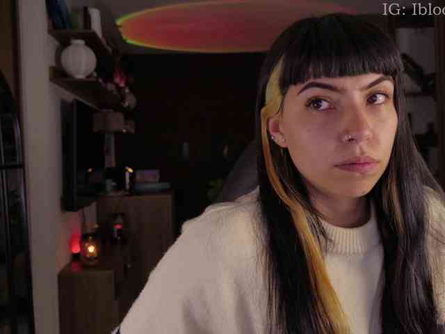 Modella: SaraaDesire