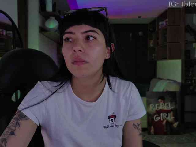 Modella: SaraaDesire