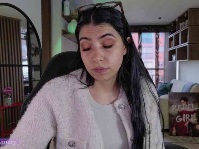 SaraaDesire webcam