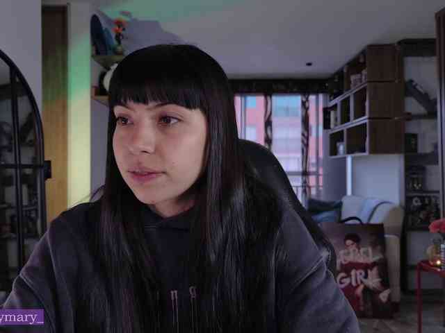 Modella: SaraaDesire