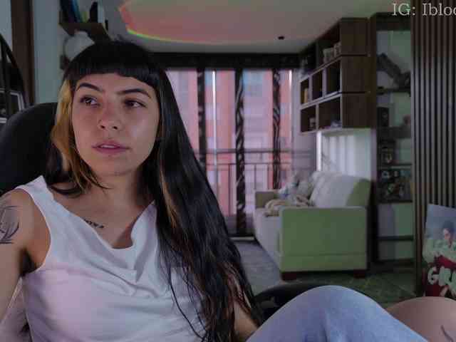Modella: SaraaDesire