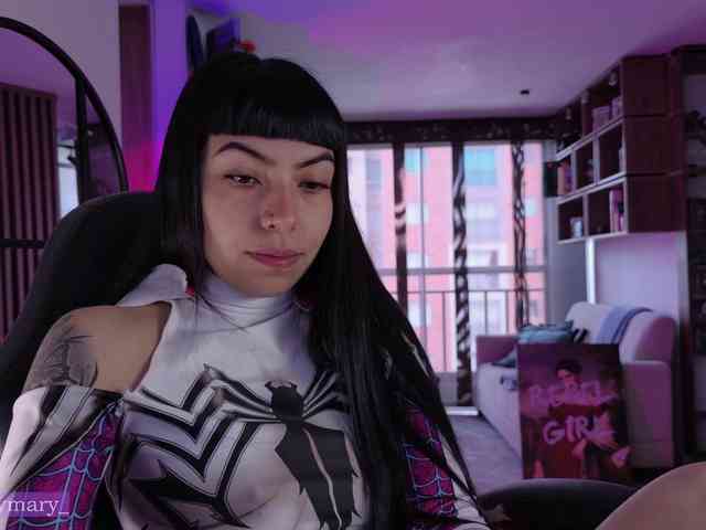 SaraaDesire webcam