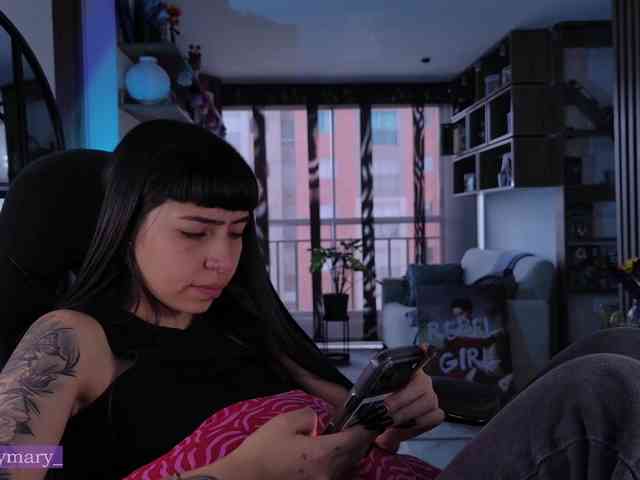 SaraaDesire webcam