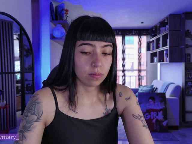 SaraaDesire webcam