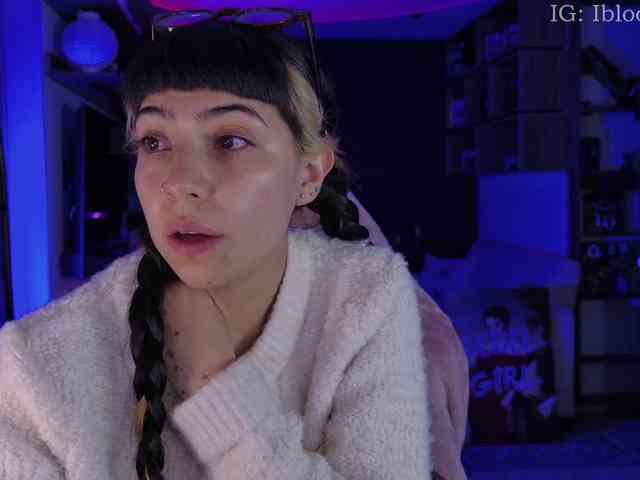 SaraaDesire webcam