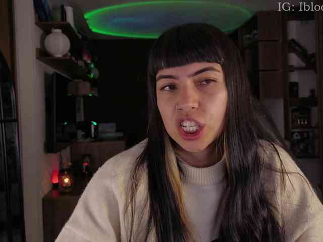 Modella: SaraaDesire