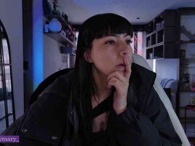 SaraaDesire webcam