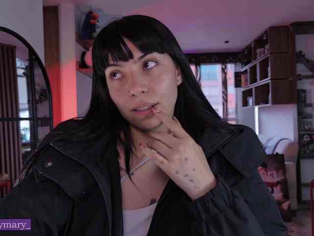 SaraaDesire webcam