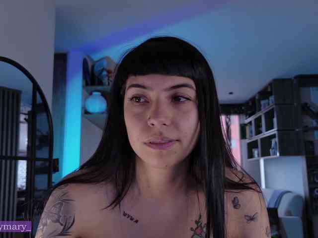 Modella: SaraaDesire