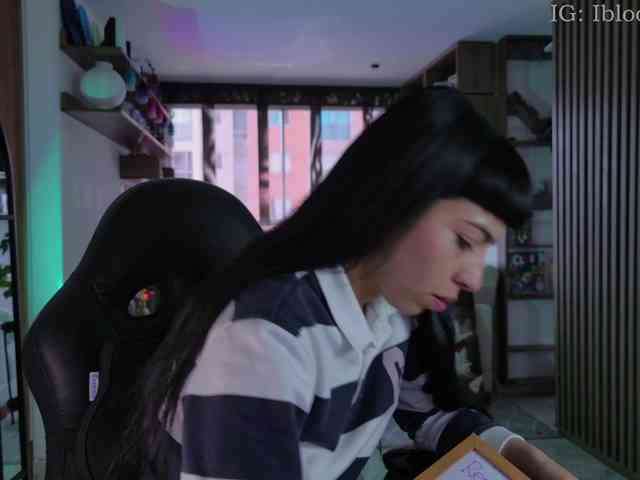 Modella: SaraaDesire