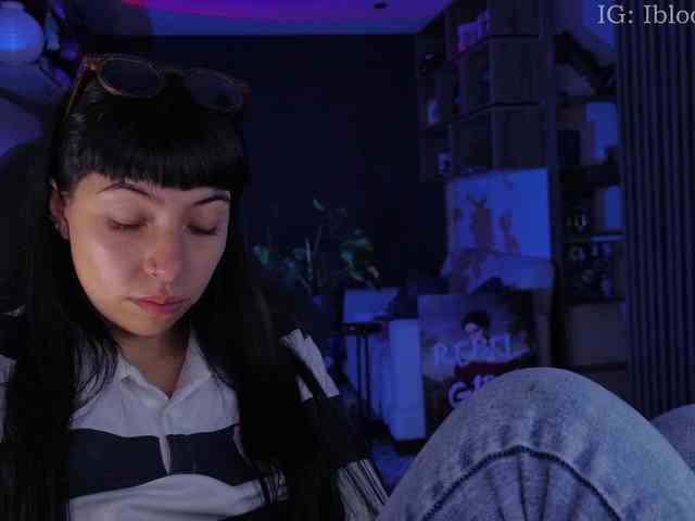 SaraaDesire webcam