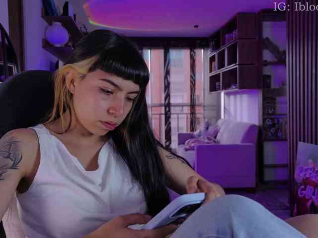 Modella: SaraaDesire