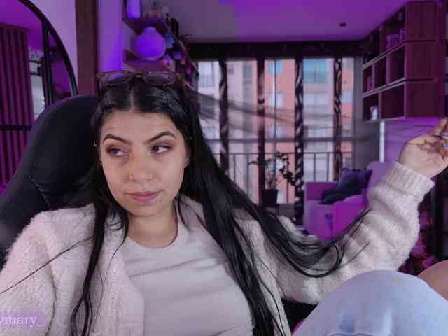 Modella: SaraaDesire