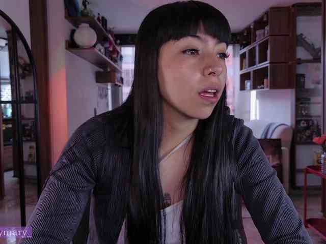 SaraaDesire webcam