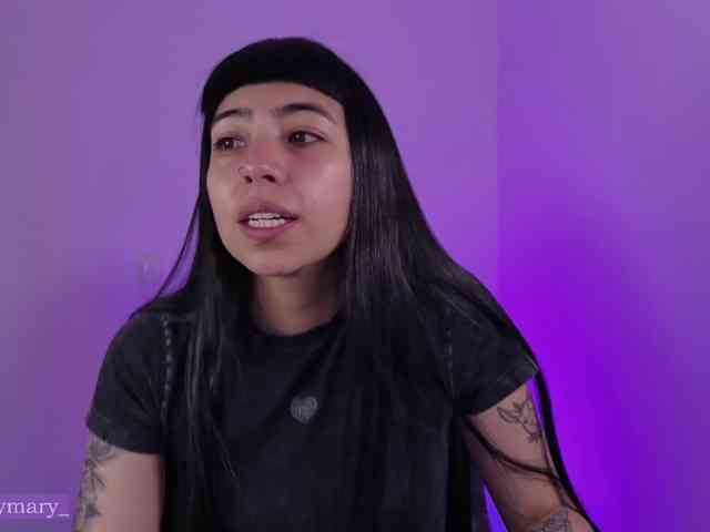 Modella: SaraaDesire