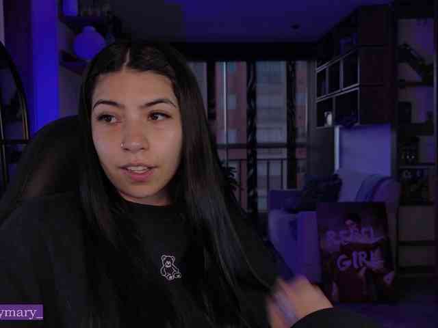 SaraaDesire webcam