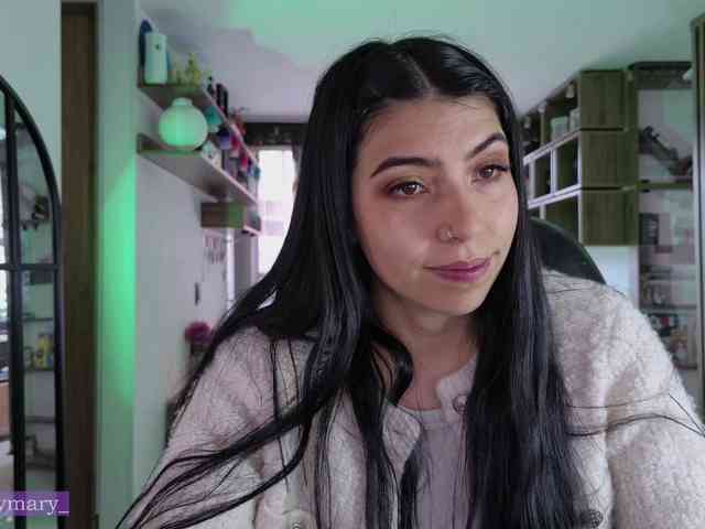 SaraaDesire webcam