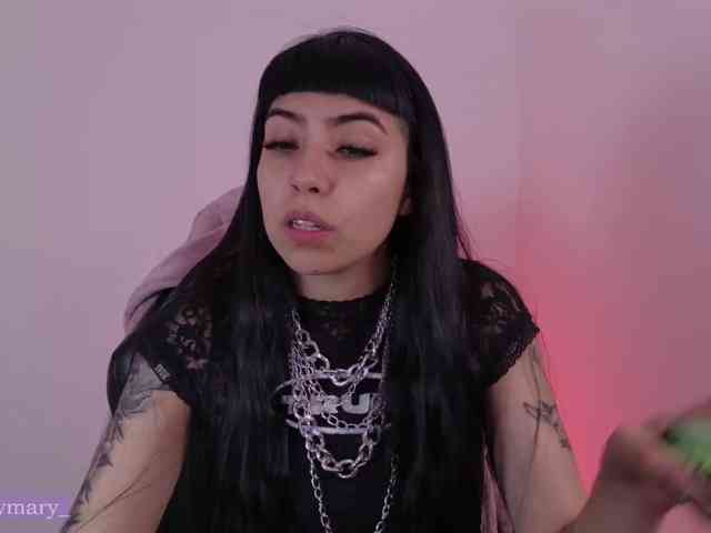 Modella: SaraaDesire