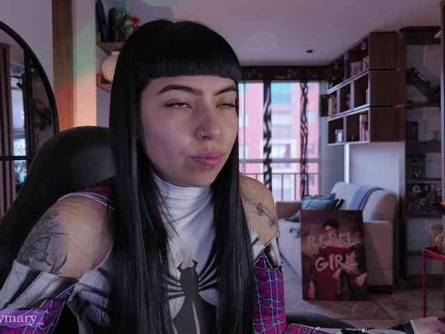 SaraaDesire webcam