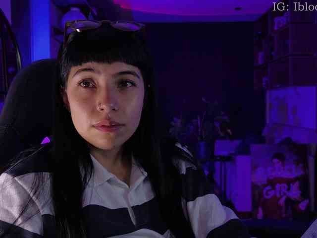 Modella: SaraaDesire