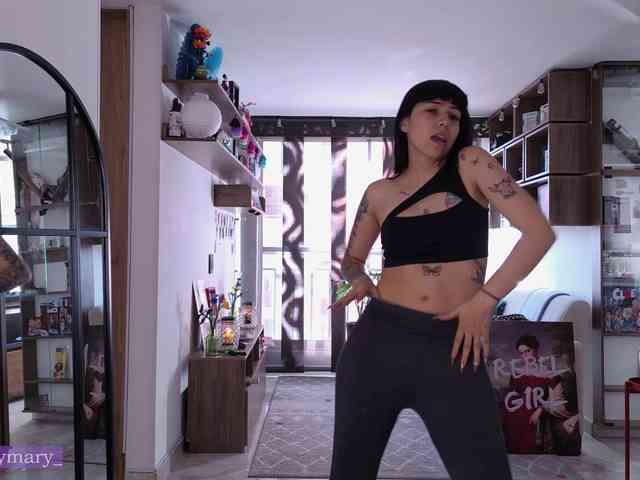 Modella: SaraaDesire