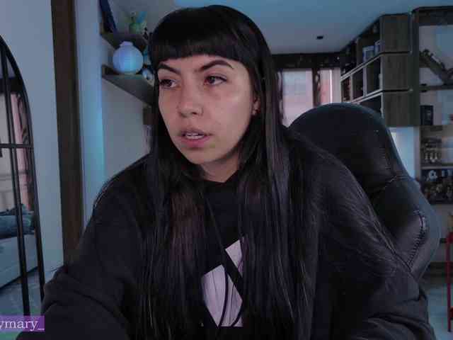 Modella: SaraaDesire