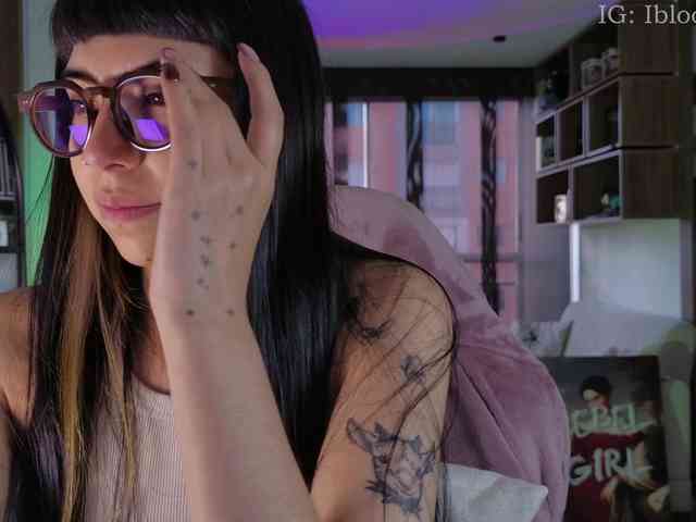 Modella: SaraaDesire