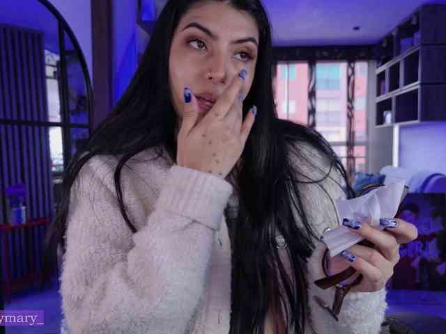 Modella: SaraaDesire