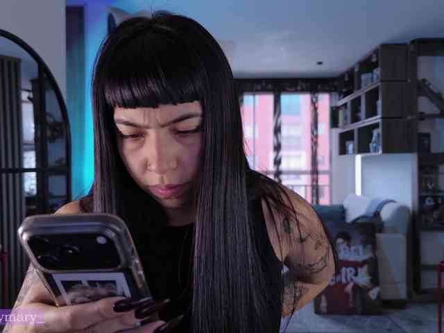 SaraaDesire webcam
