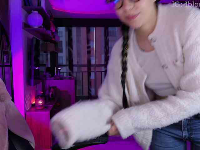 SaraaDesire webcam