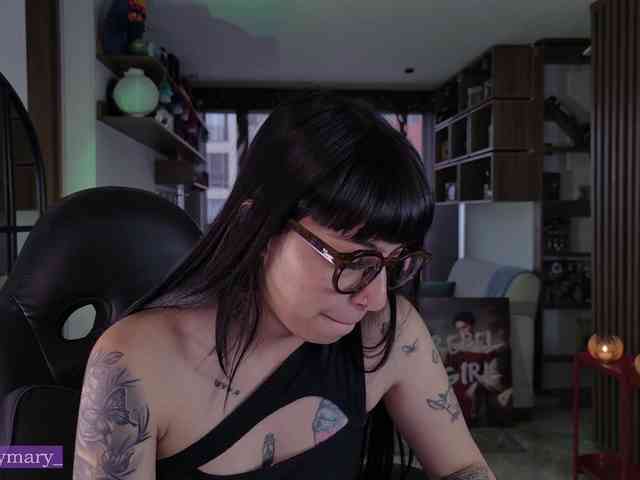 Modella: SaraaDesire