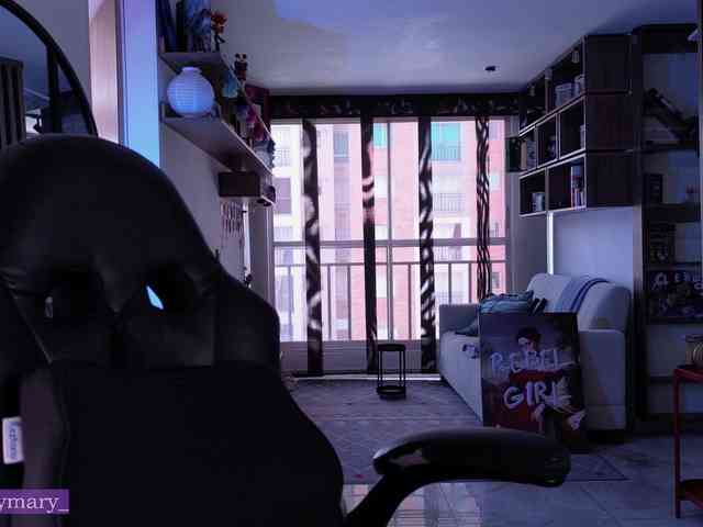 SaraaDesire webcam