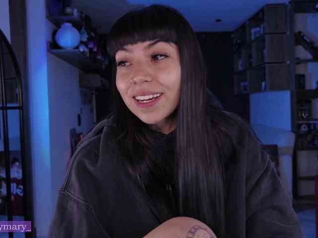 SaraaDesire webcam