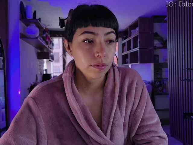 SaraaDesire webcam