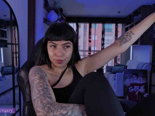 SaraaDesire webcam