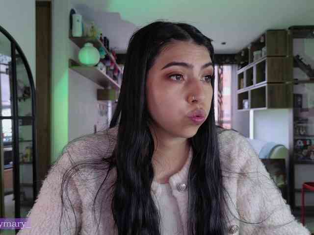 Modella: SaraaDesire